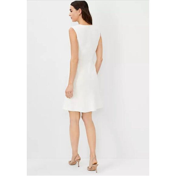 NWT Ann Taylor Tweed Flounce Shift Dress, size 14, lined, zips down the back - Picture 3 of 15